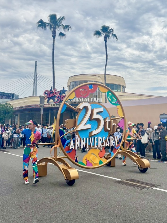 USJの25周年パレードの様子